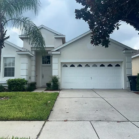 Magical Home With Private Pool And Close To Parks